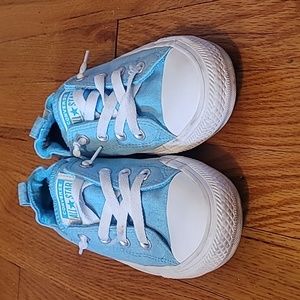 Womens Converse slip on shoes size 8